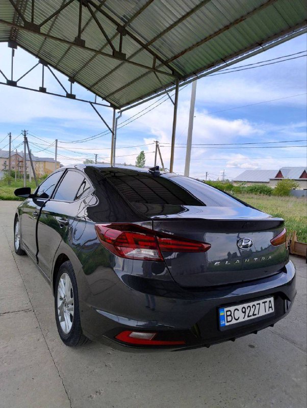 2020 HYUNDAI Elantra