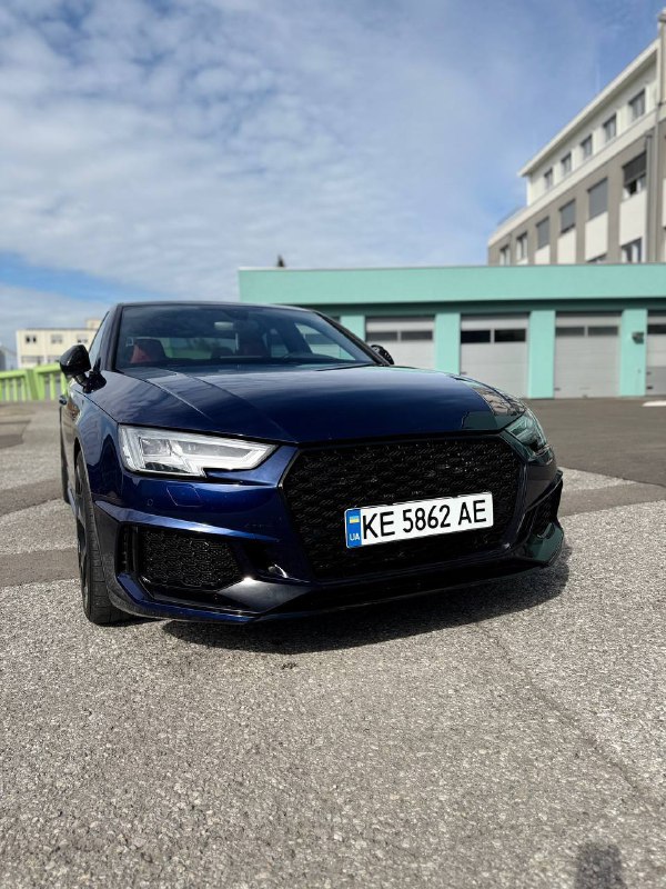2025 AUDI S4